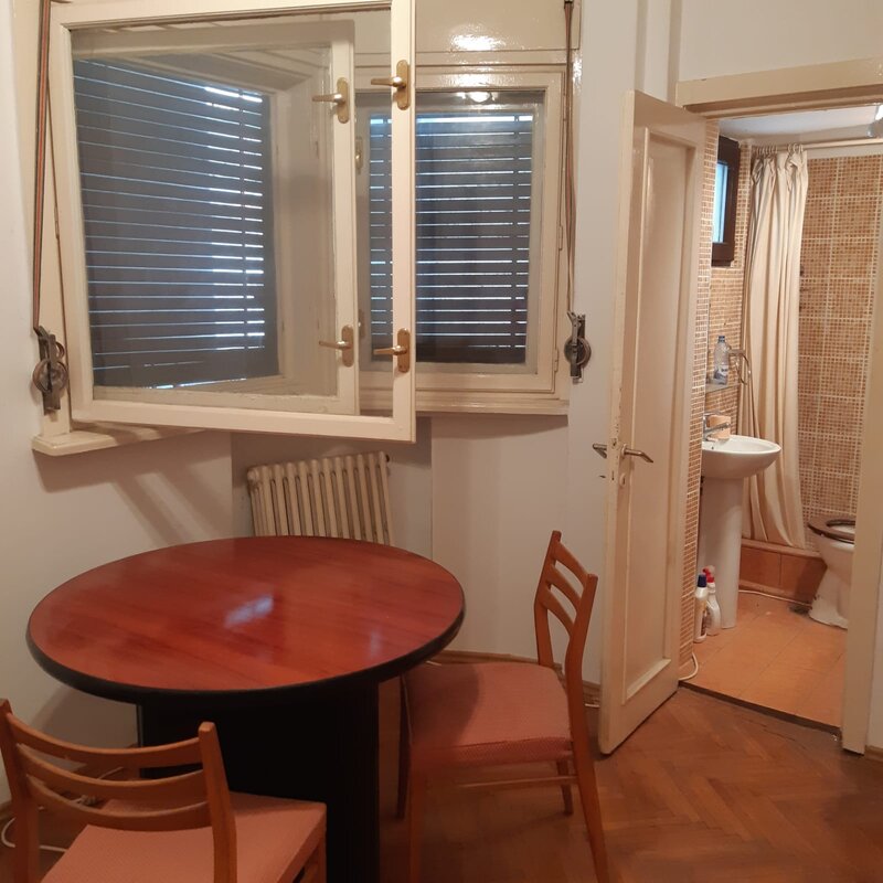 Universitate, Bd. Carol.